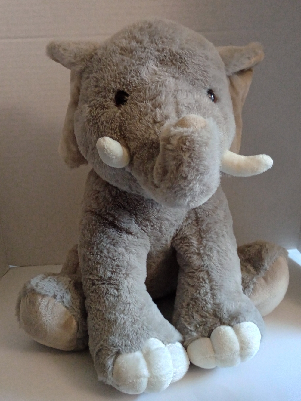 Fiesta Elephant Plush Stuffed Animal Sitting With Tusks 15"